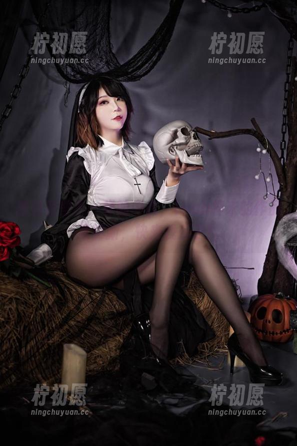 感觉有些不一样的内衣，Leah梓未的作品集更新，快来找乐子！