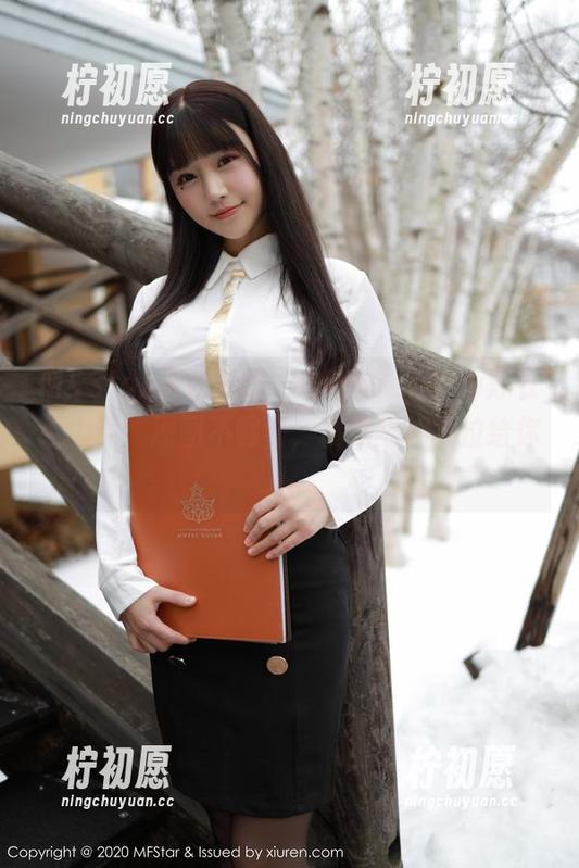 MFStar模范学院 - NaNa_baby泳衣给力课：原图不够看，精选全都扒拉给你！