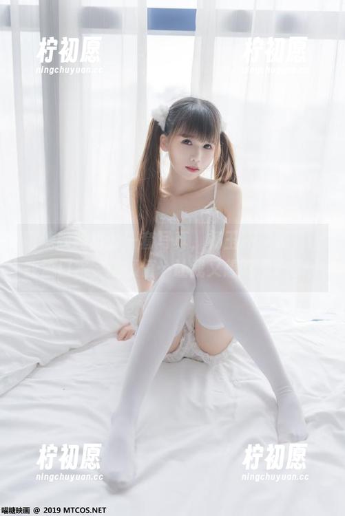 喵糖映画出的一套写真，杨玉环真美到让我流口水，这颜值…让我又想吃点心了。