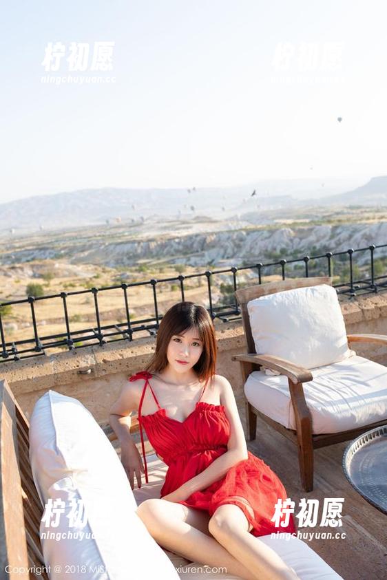 MiStar魅妍社-夏倪可ella MiStar魅妍社 - 当夏倪可ella穿上棉袜,图库中的高清仔细拍拍,不看可惜