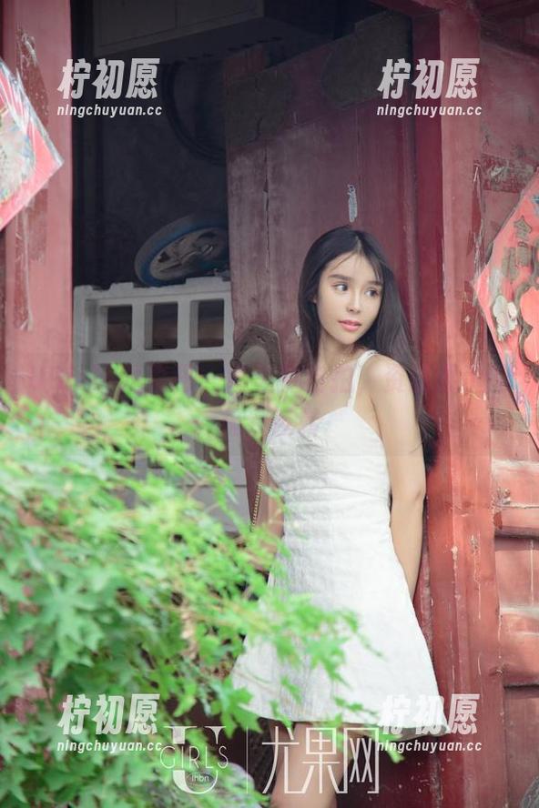 UGirls尤果网-绮里嘉 UGirls尤果网 - 绮里嘉自拍,资源展示的极致反转