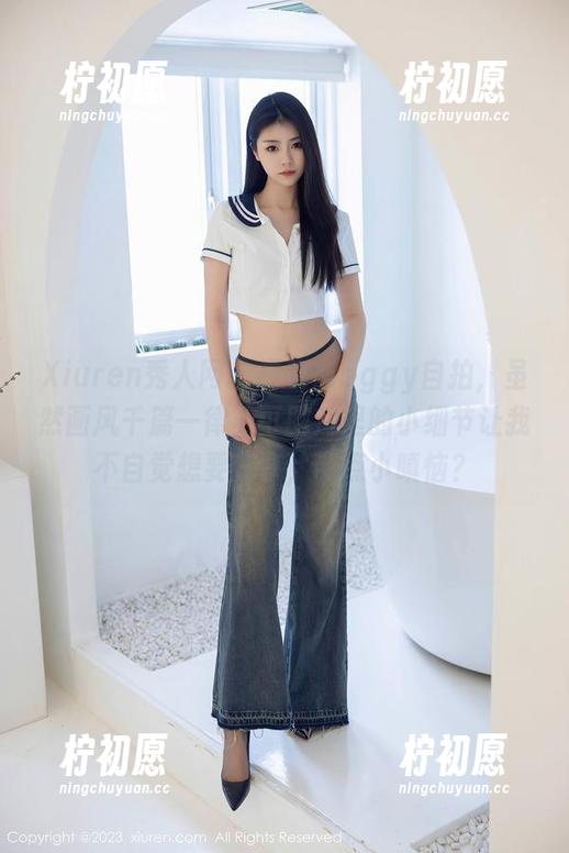 Xiuren秀人网 - 夏晓Maggy自拍，虽然画风千篇一律，可图片里的小细节让我不自觉想要分享，带点小嗔恼？