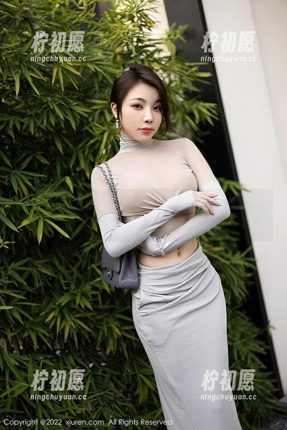 Xiuren秀人网 - 清水美嘉居家映像：在高清合集里慢慢消磨时光