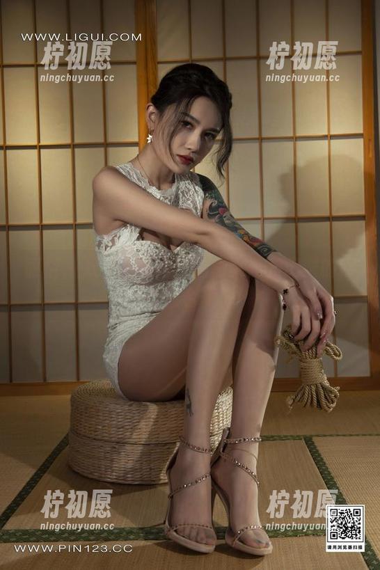 丽柜 - 双生花系列：私房文芮和闺蜜的搞怪合辑