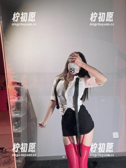 兔宝妮to 微密圈 - 难道兔宝妮to的图集全套都透明吗?快来看看我这颗好奇心