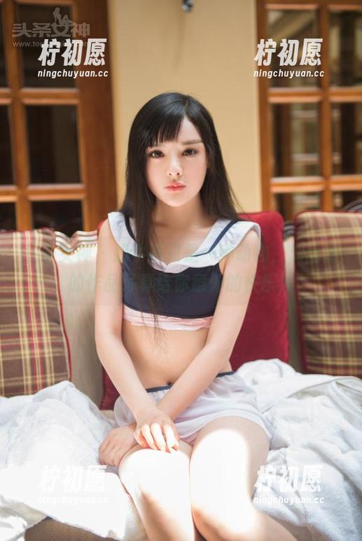 头条女神 - 奶牛不只是一种动物，刘雨露的作品写真给你意外的快乐！