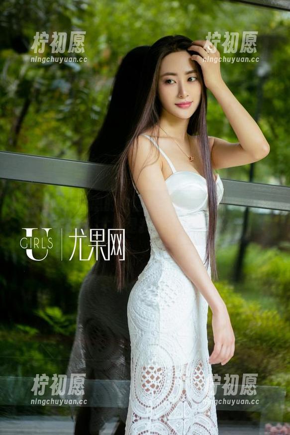 尤果网 - 莉恩的白丝在线创作：每一段都有戏，尤其是我在这里干嘛？