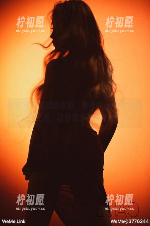微密圈 - 美脚的真相，希希Gina全套原图还原，让你想多了哈哈。