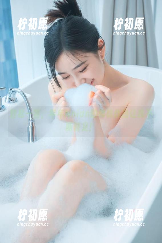 轻松一瞥，年年Nnian的棉袜作品让我不断驻足！