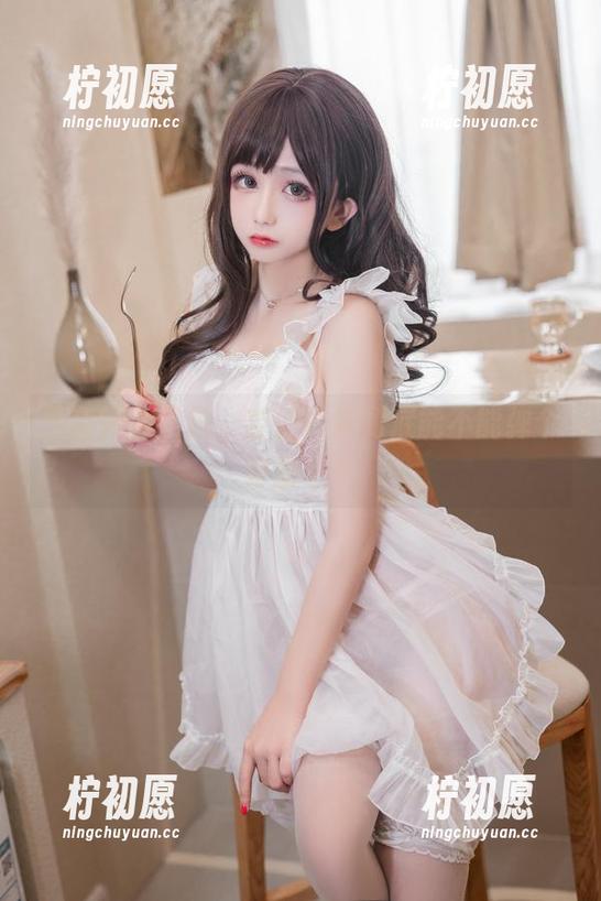 日奈娇的私拍，吉他妹妹到底能不能弹个好曲子？