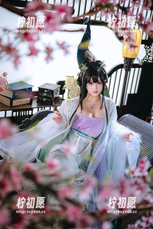 日奈娇的萝莉作品，免费不香吗？转身就能见到小仙女！