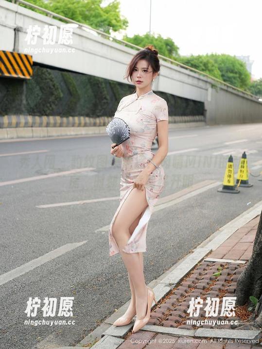 秀人网 - 豹纹图集速递：肉晴MINI的私房，时刻注意别移开眼