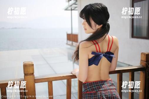 美媛馆 - Barbie可儿的皮衣，致敬每一个“只要是Barbie可儿的，资源就来了”的瞬间。