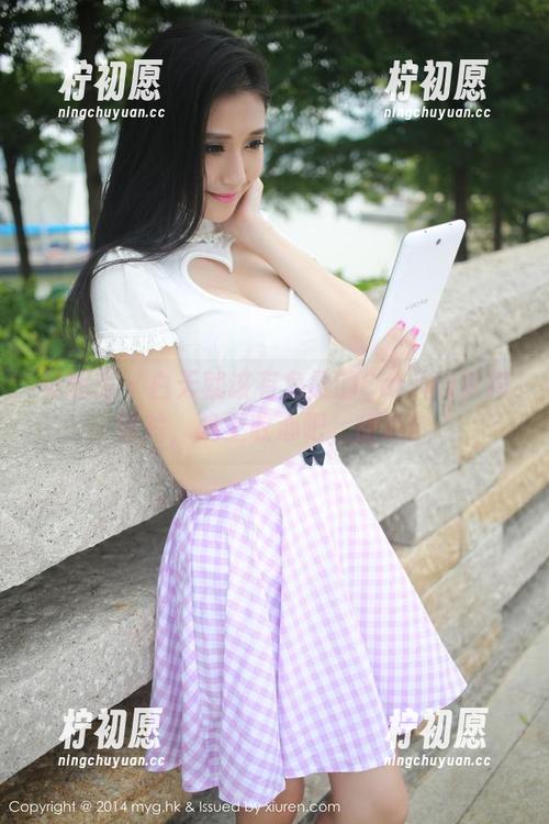 美媛馆-Carina梦绮 美媛馆 - 白天就该有免费的Carina梦绮图片,晚上收心吧,甜心!