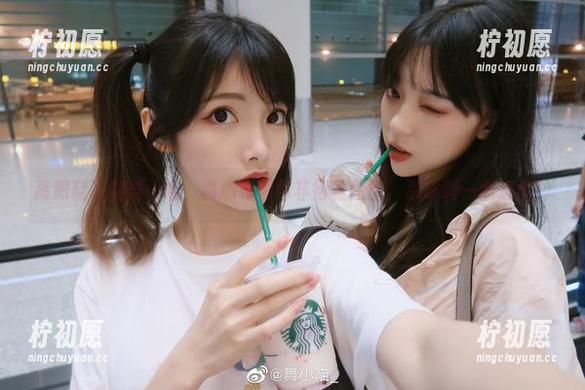 高跟鞋下的舞小喵，真心希望你非得看原图，那才叫一个过瘾！