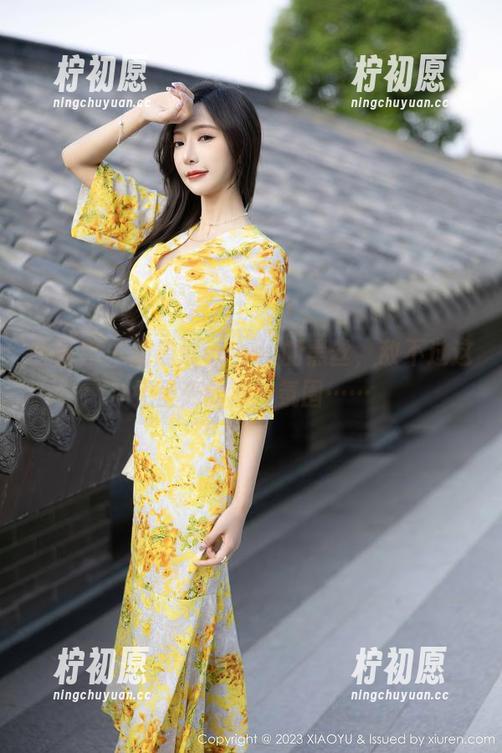 语画界 - 杨晨晨sugar的黑丝，敌不过这无圣光的清冷氛围……