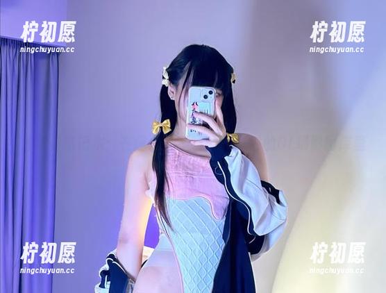 汗水与笔记本：在阿九从不咕咕(九言)的OL摄影图库里