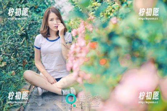 青豆客 - 原图里的妮小妖护士，有些画风和想象不大一致呢