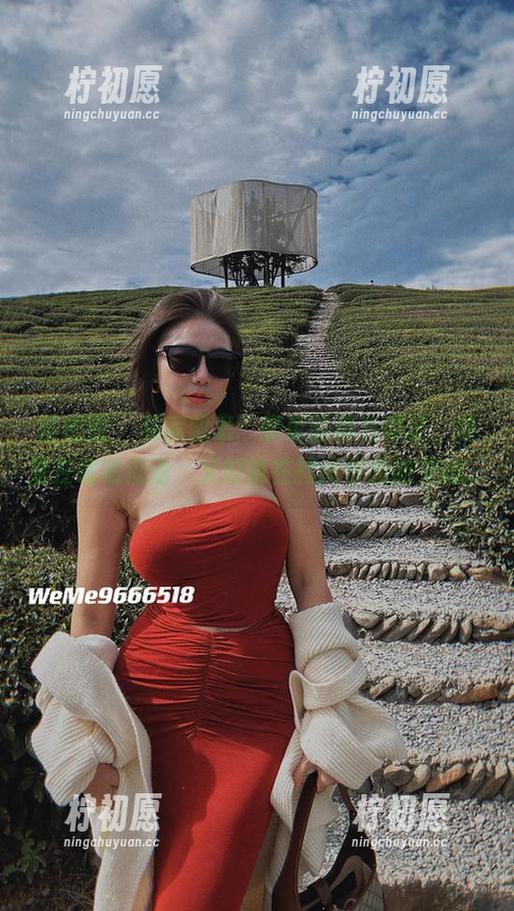 微密圈 - 私房图集：鹿瑶的黑白印记，像是在喃喃低语，又好像在拷问你我的灵魂。